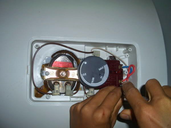 Sửa Bình Nóng Lạnh Electrolux Tại Hoàng Mai